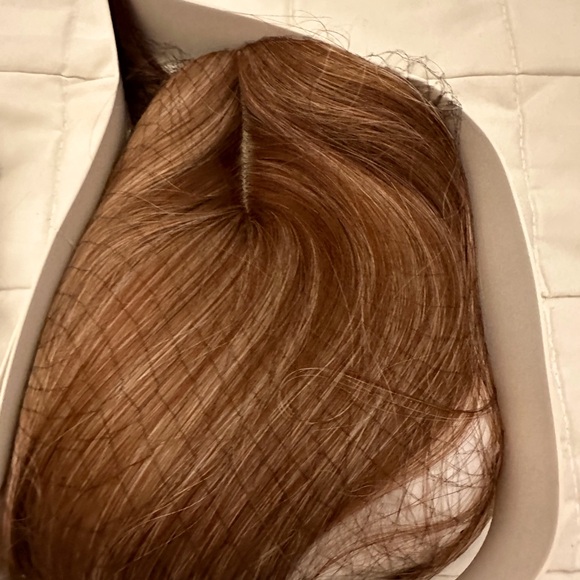 COPY - Hair Toppers!
3 colors available. Blonde, Brown and red/ brown see photos - Picture 3 of 7